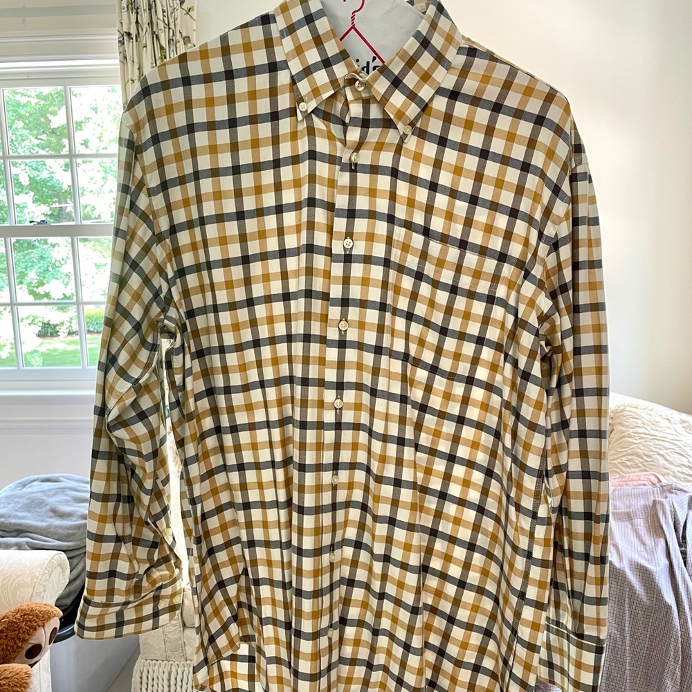 Men’s Peter Millar button down